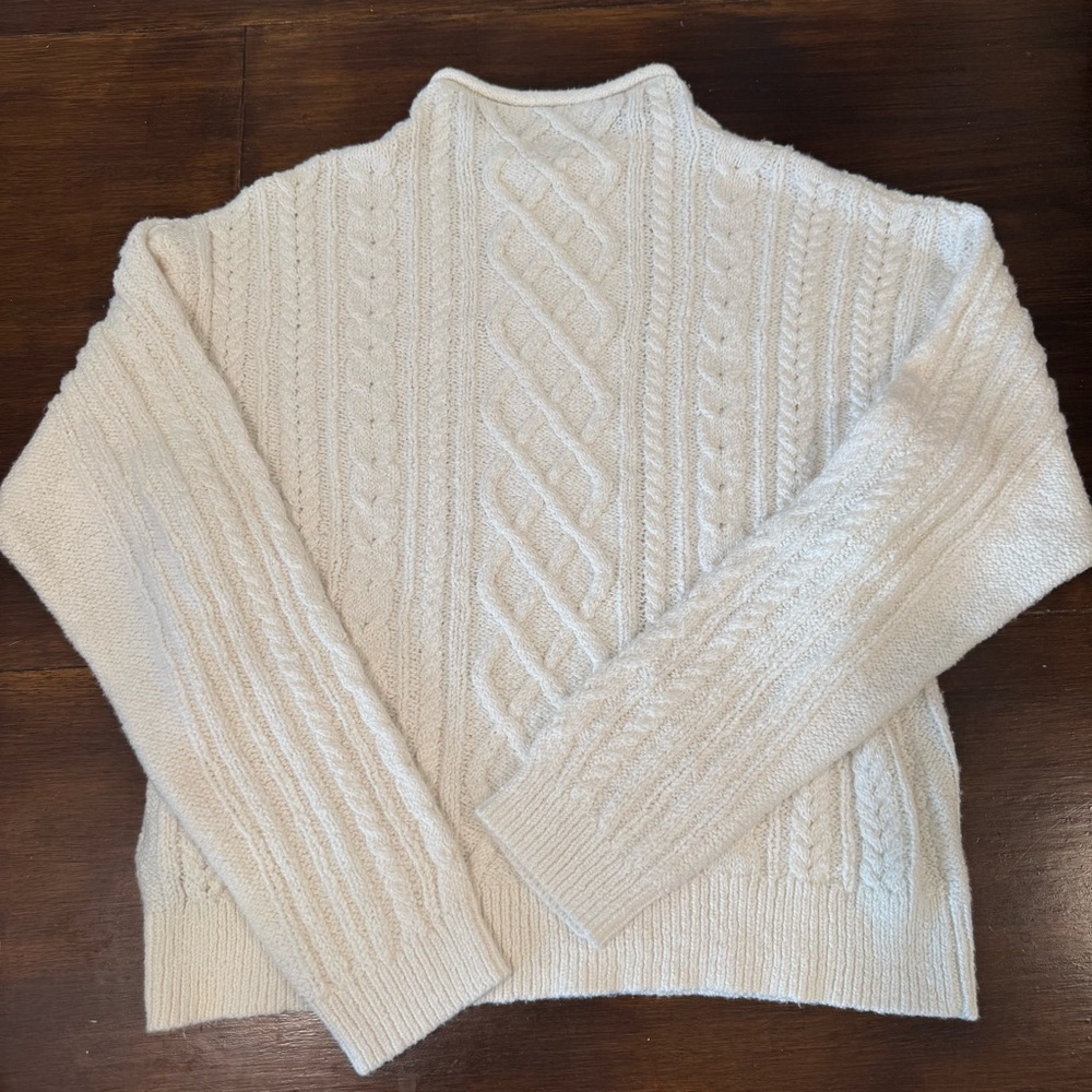 J Crew Sweater Top Womens Size Medium White Cotton Cable Knit Long Sleeve Preppy - Picture 2 of 9